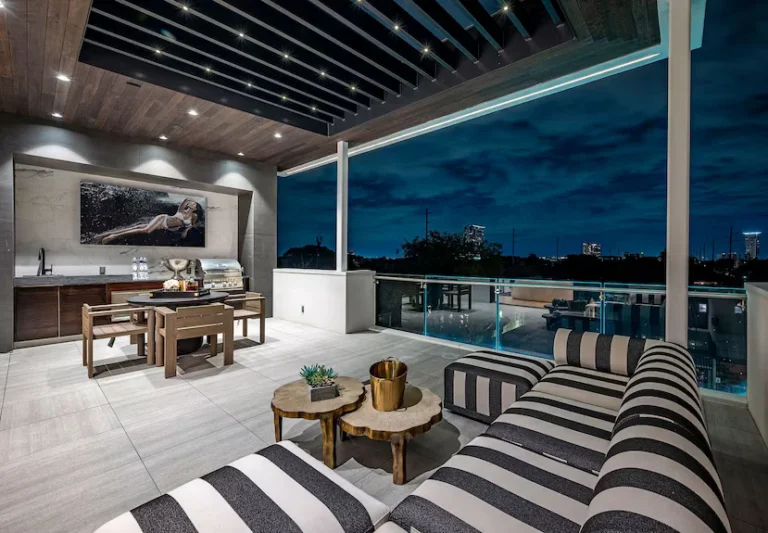 Luxury Rooftop Living United States: A Master Study of Vertical Assets