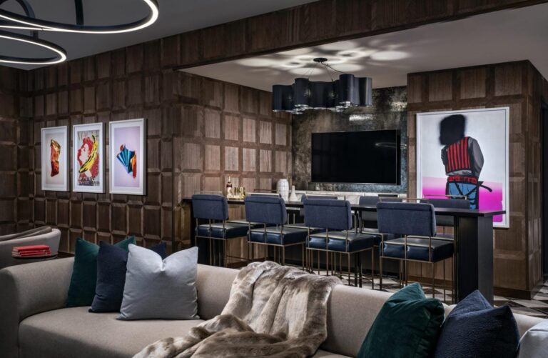 Penthouse Suite Features Overview: A Master Guide to High-Altitude Luxury
